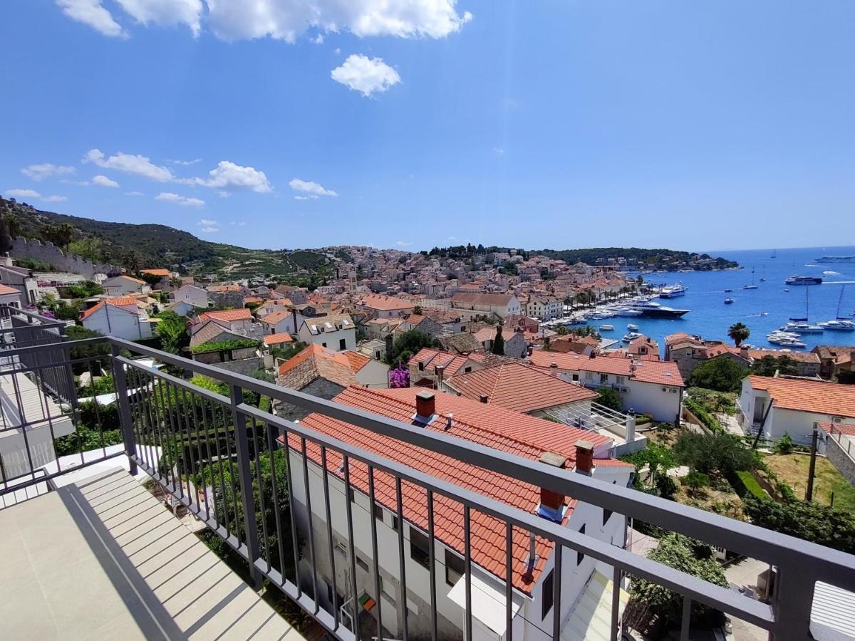Brand New Apt W Balcony & Perfect Seaview At Center Хвар Екстер'єр фото