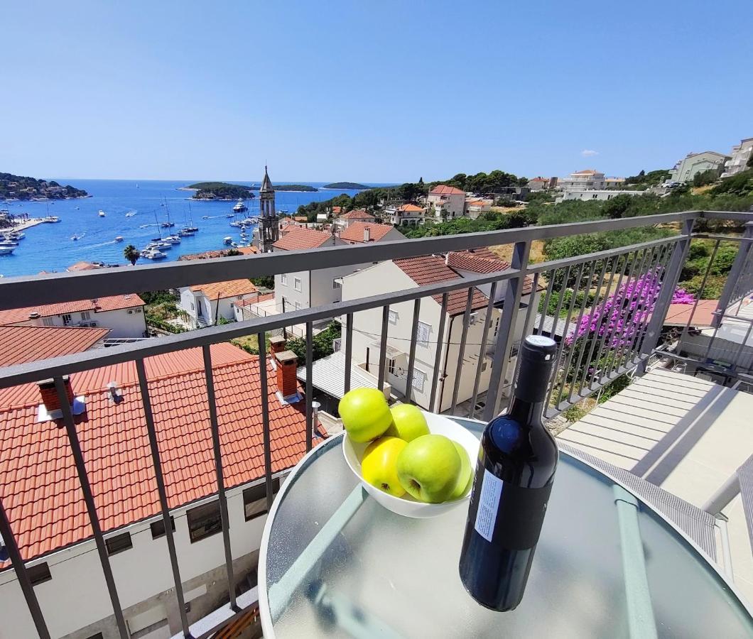 Brand New Apt W Balcony & Perfect Seaview At Center Хвар Екстер'єр фото