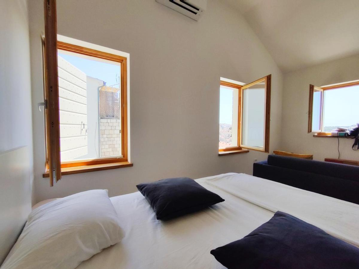 Brand New Apt W Balcony & Perfect Seaview At Center Хвар Екстер'єр фото