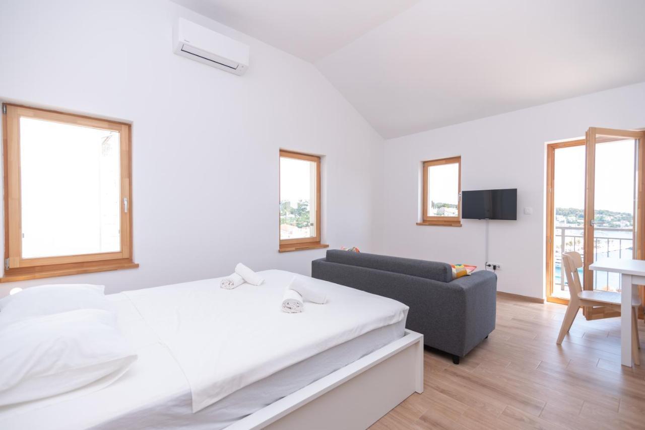 Brand New Apt W Balcony & Perfect Seaview At Center Хвар Екстер'єр фото