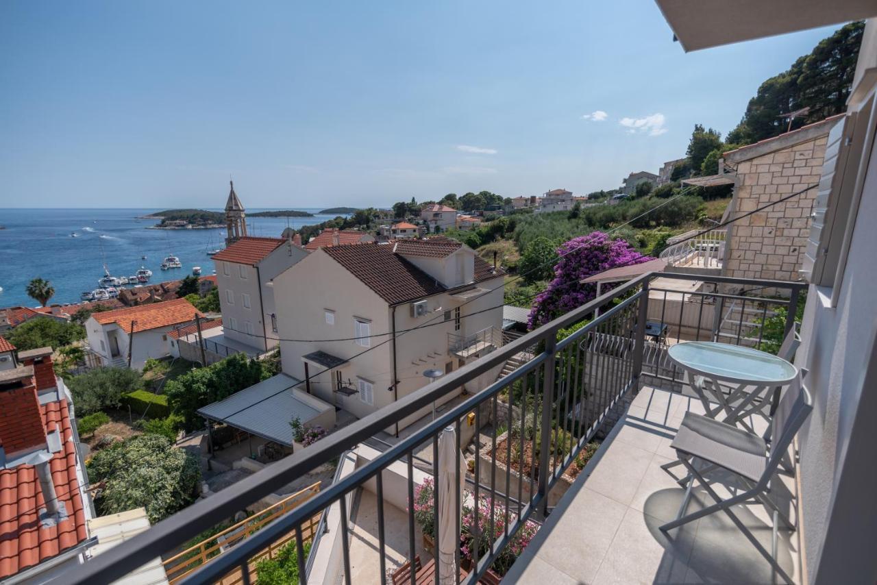 Brand New Apt W Balcony & Perfect Seaview At Center Хвар Екстер'єр фото